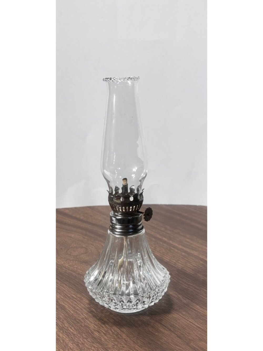 Lamplight Farms Petite Bordeaux Oil Lamp VTG 60s Made In Austria Farmhouse Decor
